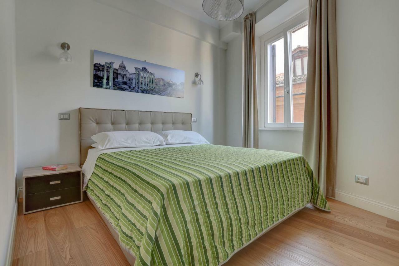 La Casa Sui Fori Apartment โรม ภายนอก รูปภาพ
